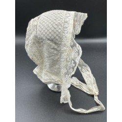 Bonnet dentelle