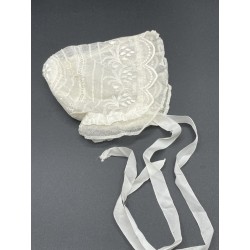 Bonnet dentelle