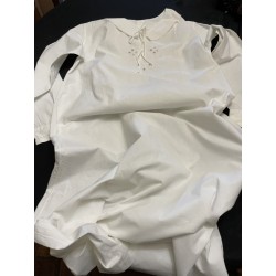 Embroidered shirt
